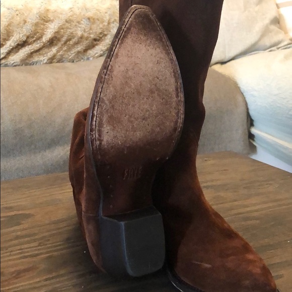 Woman’s Frye Boot - Picture 6 of 6